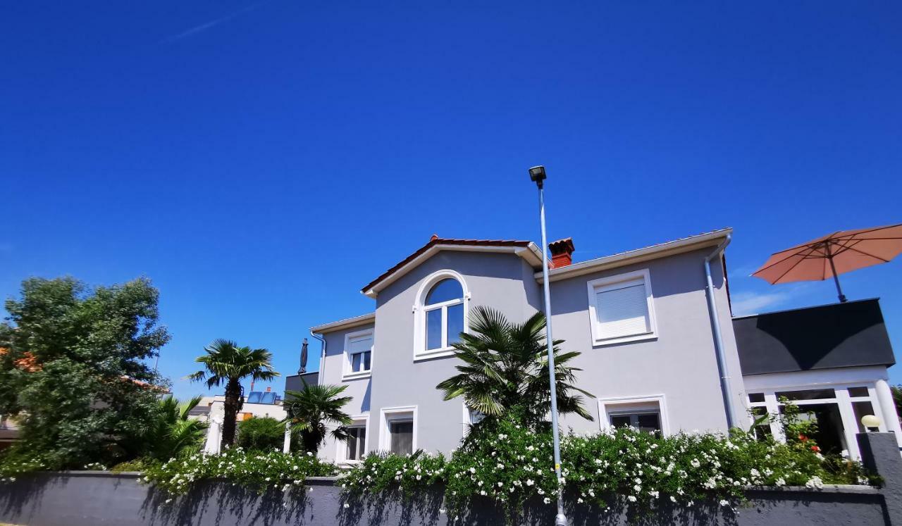 Apartments Petar Pan Fažana Buitenkant foto